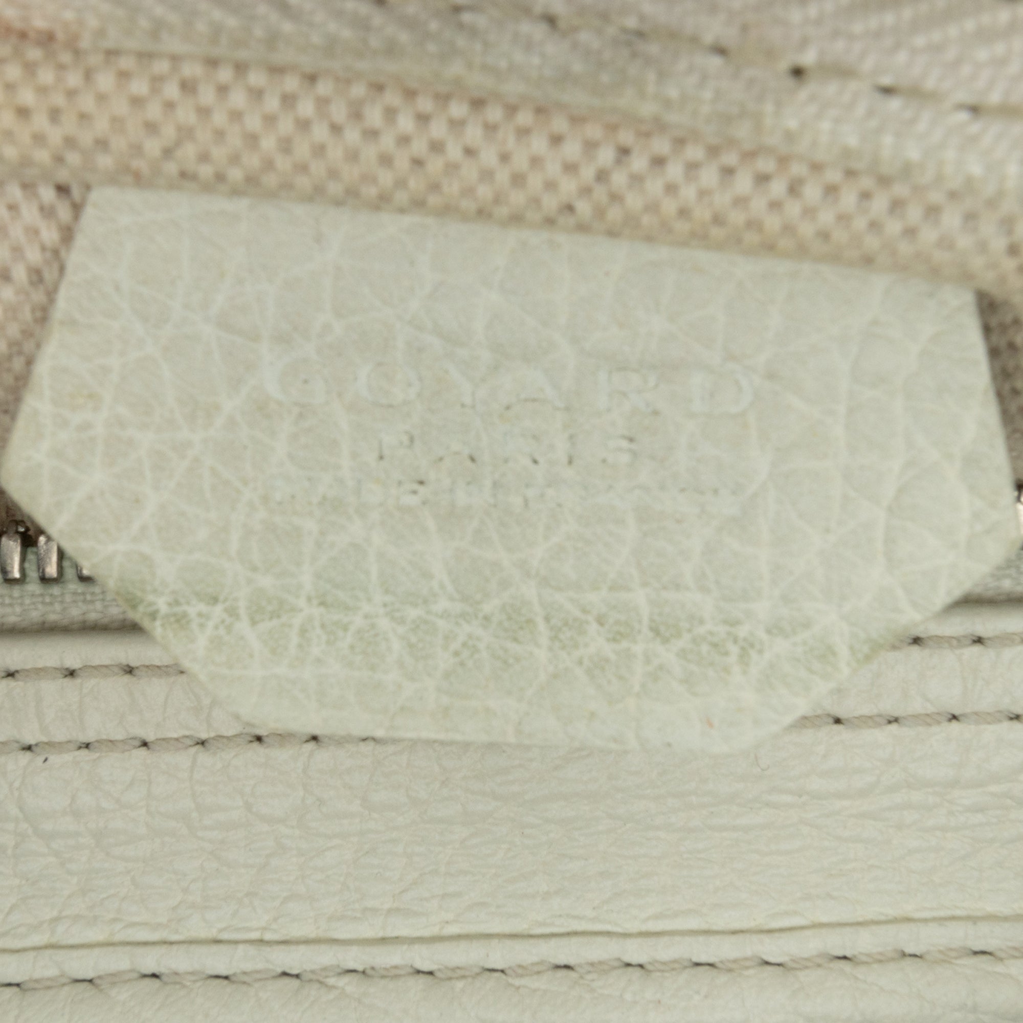 Goyard | Pre-Owned Goyardine Grenadine Hobo | White