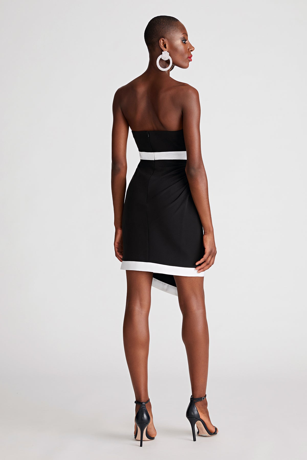 Halston | Lanie Dress In Crepe | Black/ White