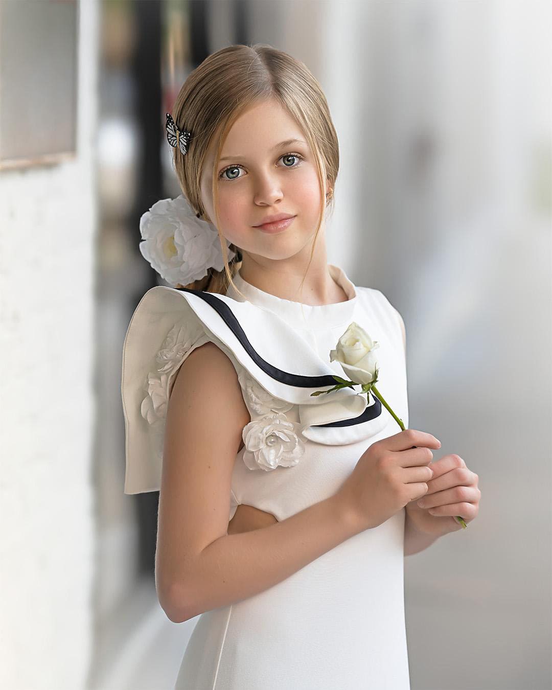 Girl | Alex Ruffle Dress with Contrast Line | White x Black