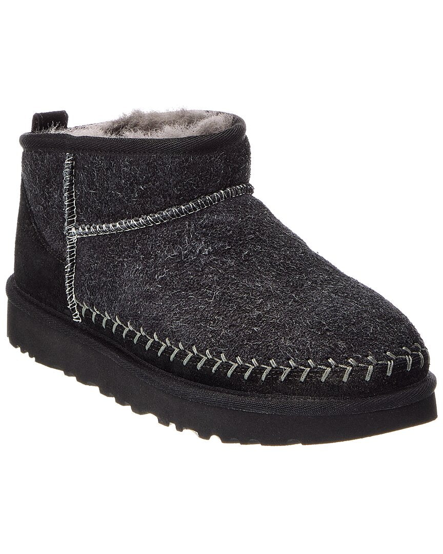 UGG | Womens | W Classic Ultra Mini Biarritz Suede Bootie | Black
