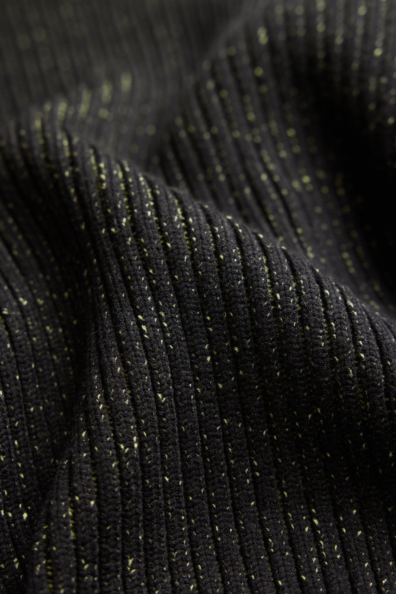 RAINS Sapa Knit Crew Neck Black/Acid Long Sleeve