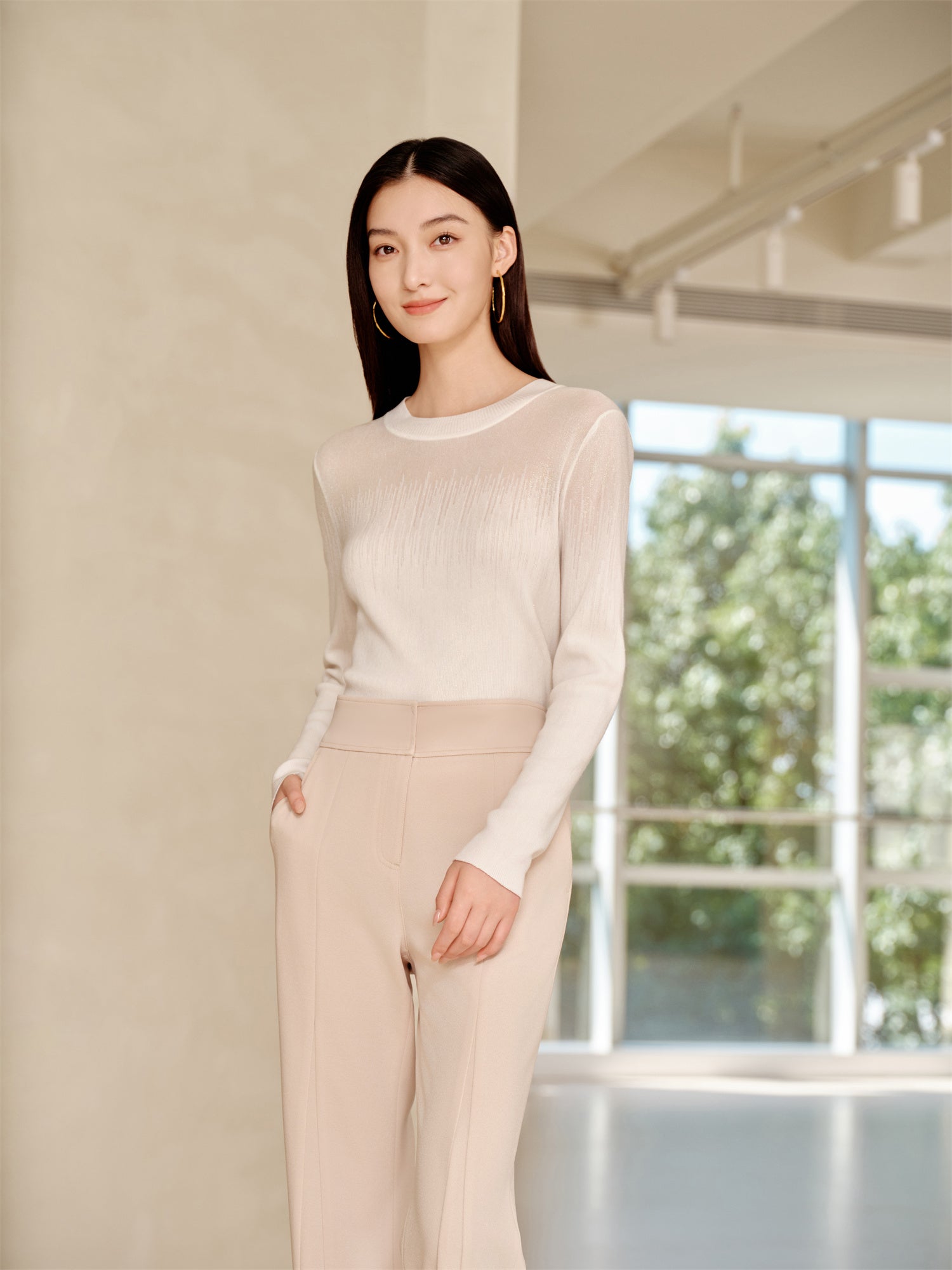 Classic Round-Neck Knitted Base Layer | White