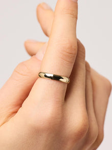 Medium Band Ring | 10K Solid Gold
