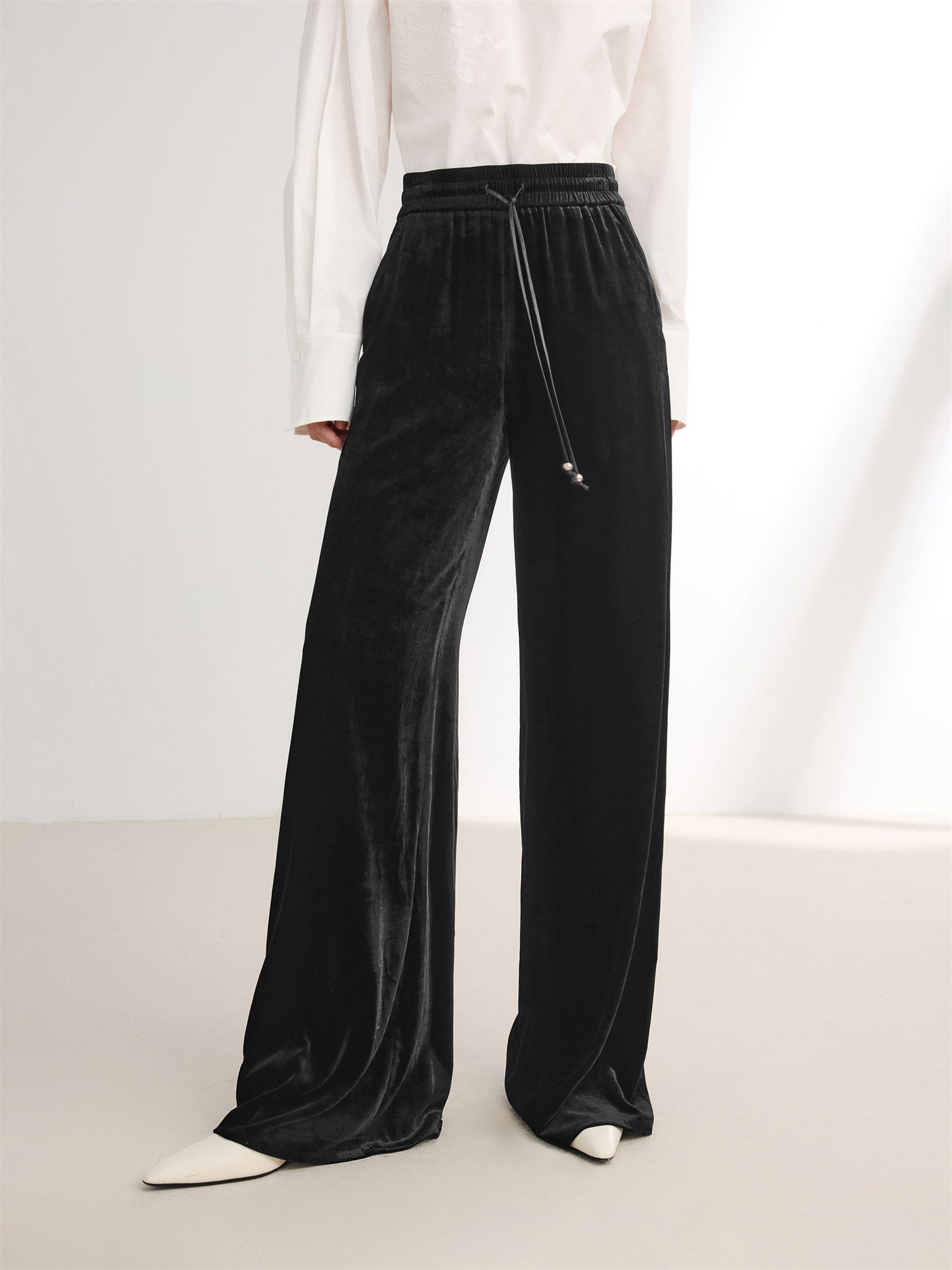 Velvet Wide-Leg Pants | Black