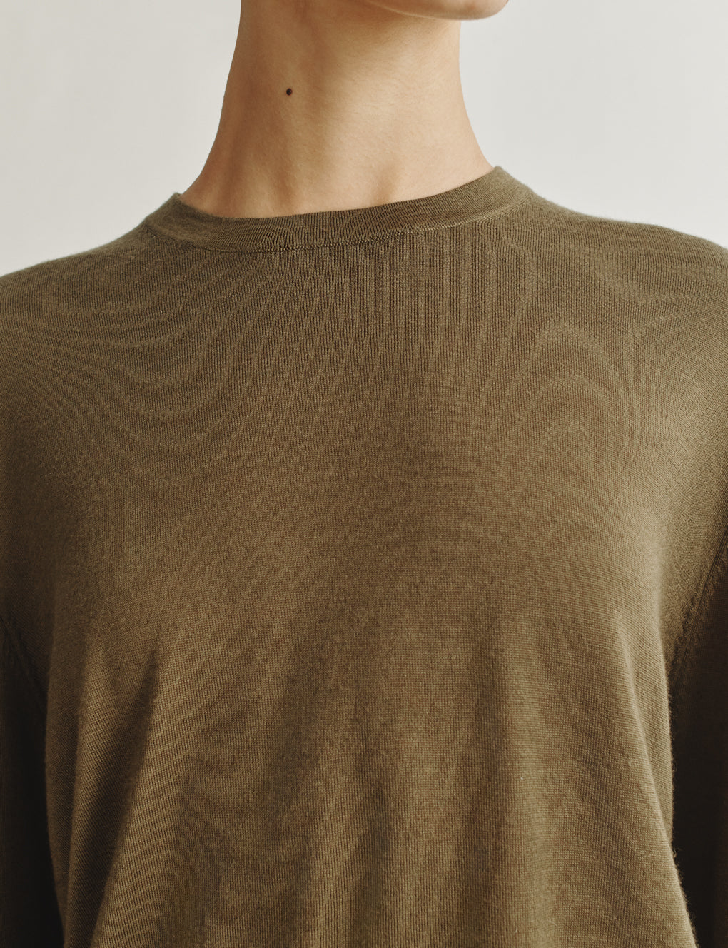 Womens | The Ben Sweater in Cashmere and Silk | Army