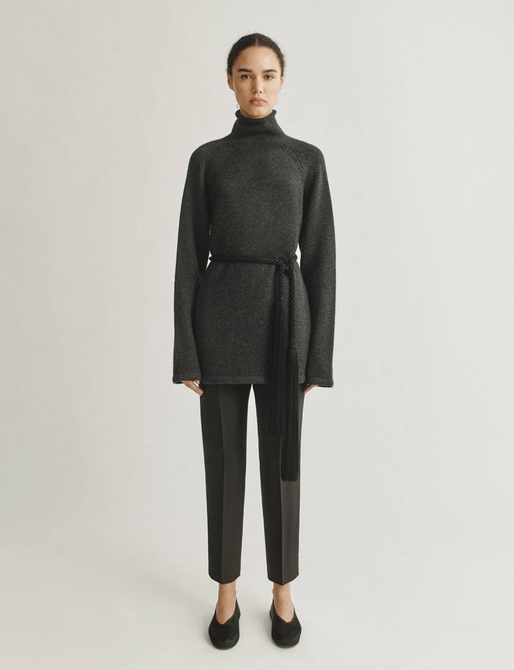 Womens | The Slouch Turtleneck in Wool and Silk | Charcoal