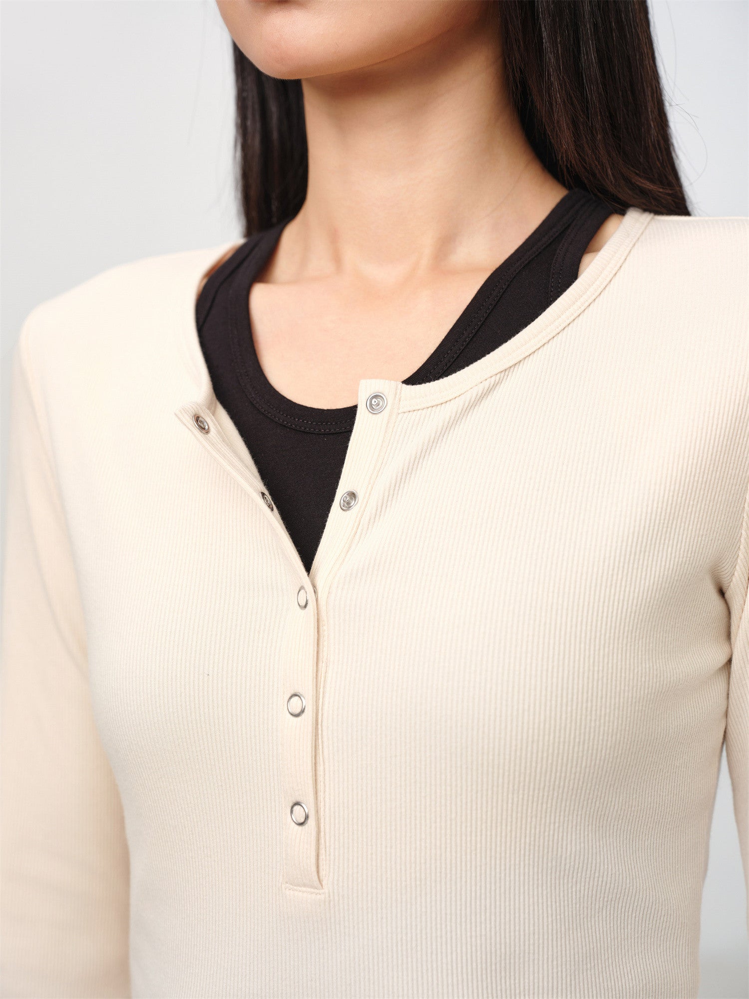 Slim-Fit Knit Base Layer Top | Beige/Black