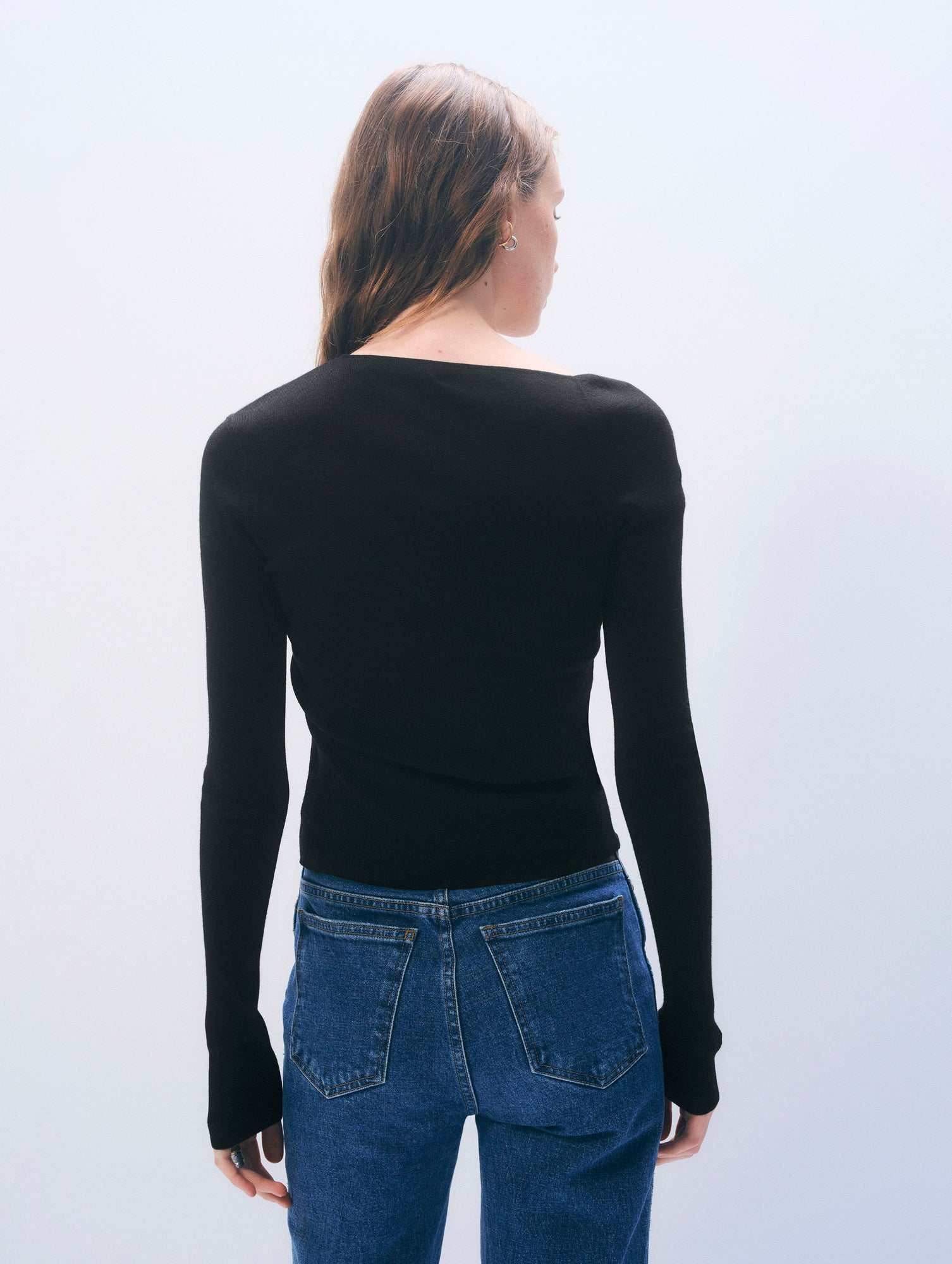 Superfine Merino Asymmetrical Top | Black