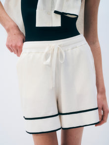 Linen Blend Shorts | White/Black