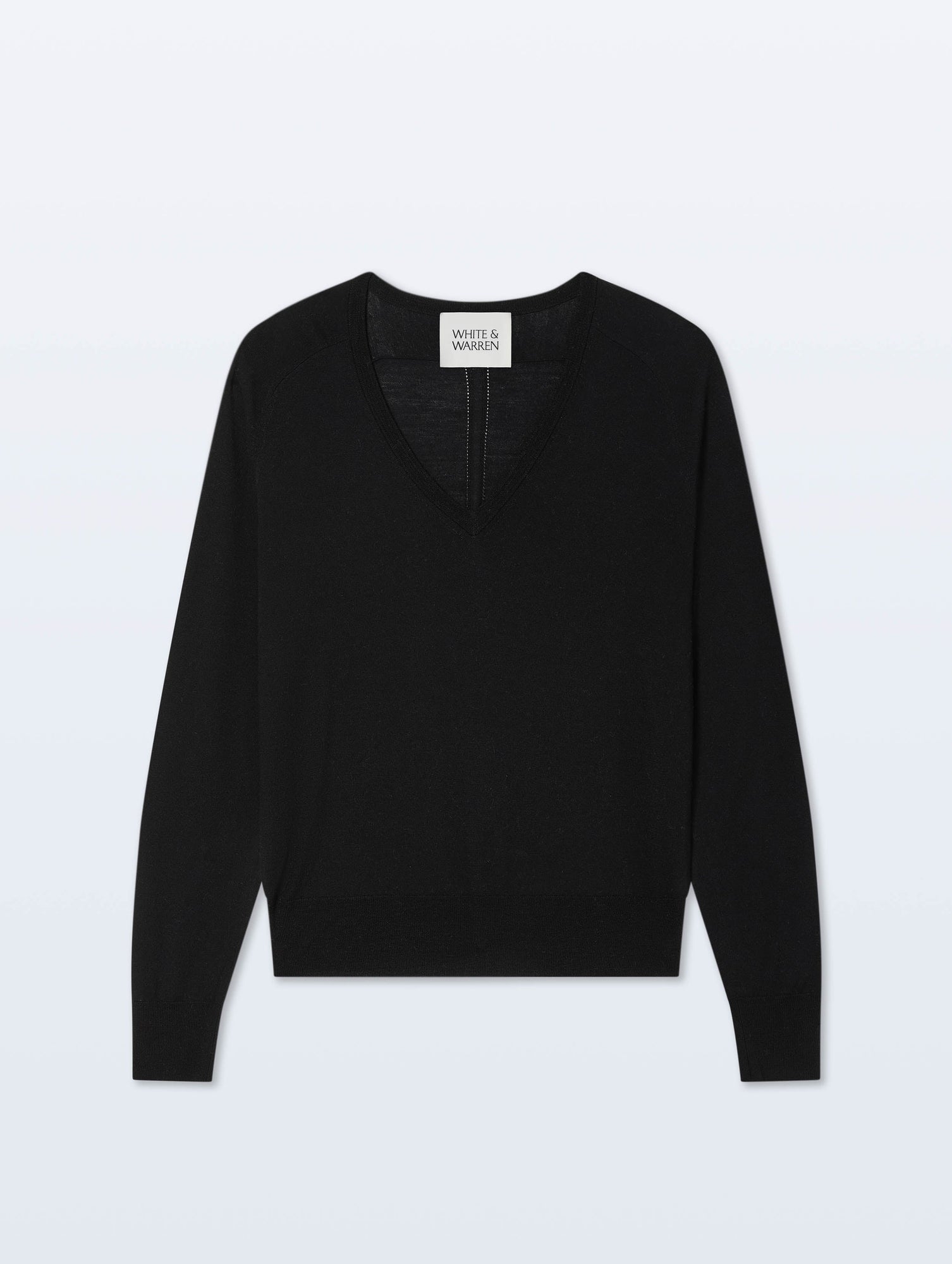 Superfine Merino Wool V Neck | Black