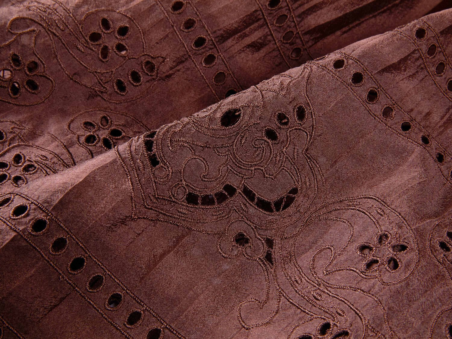 Waist-fitted Dress | Brown