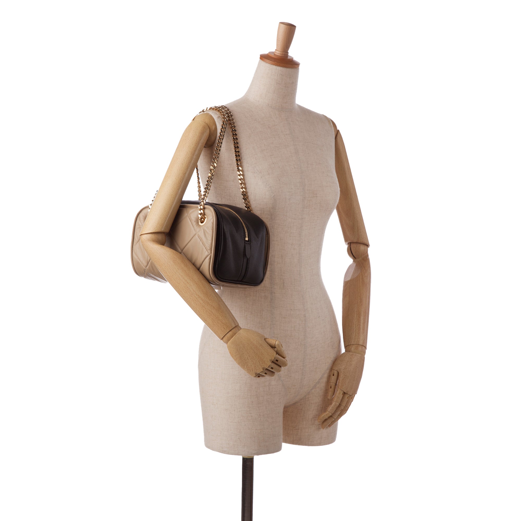 Burberry | Pre-Owned Quilted Cube Chain Shoulder Bag | Brown