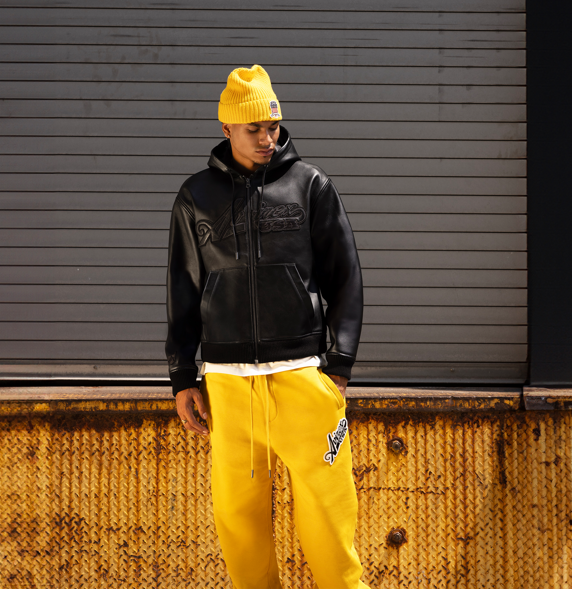 Script Jogger | Mustard