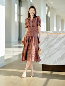 Waist-fitted Dress | Brown