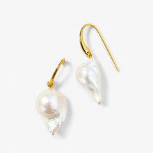 Daze Earrings | 18K Gold Plated on Sterling Silver | Freshwater Pearl