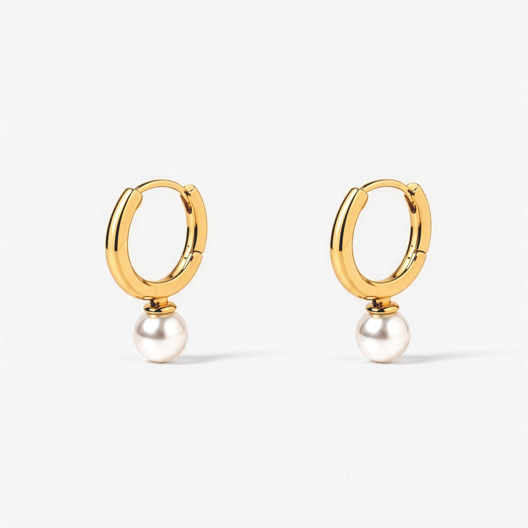 Min Earrings | 18K Gold Plated on Brass | Freshwater Pearl