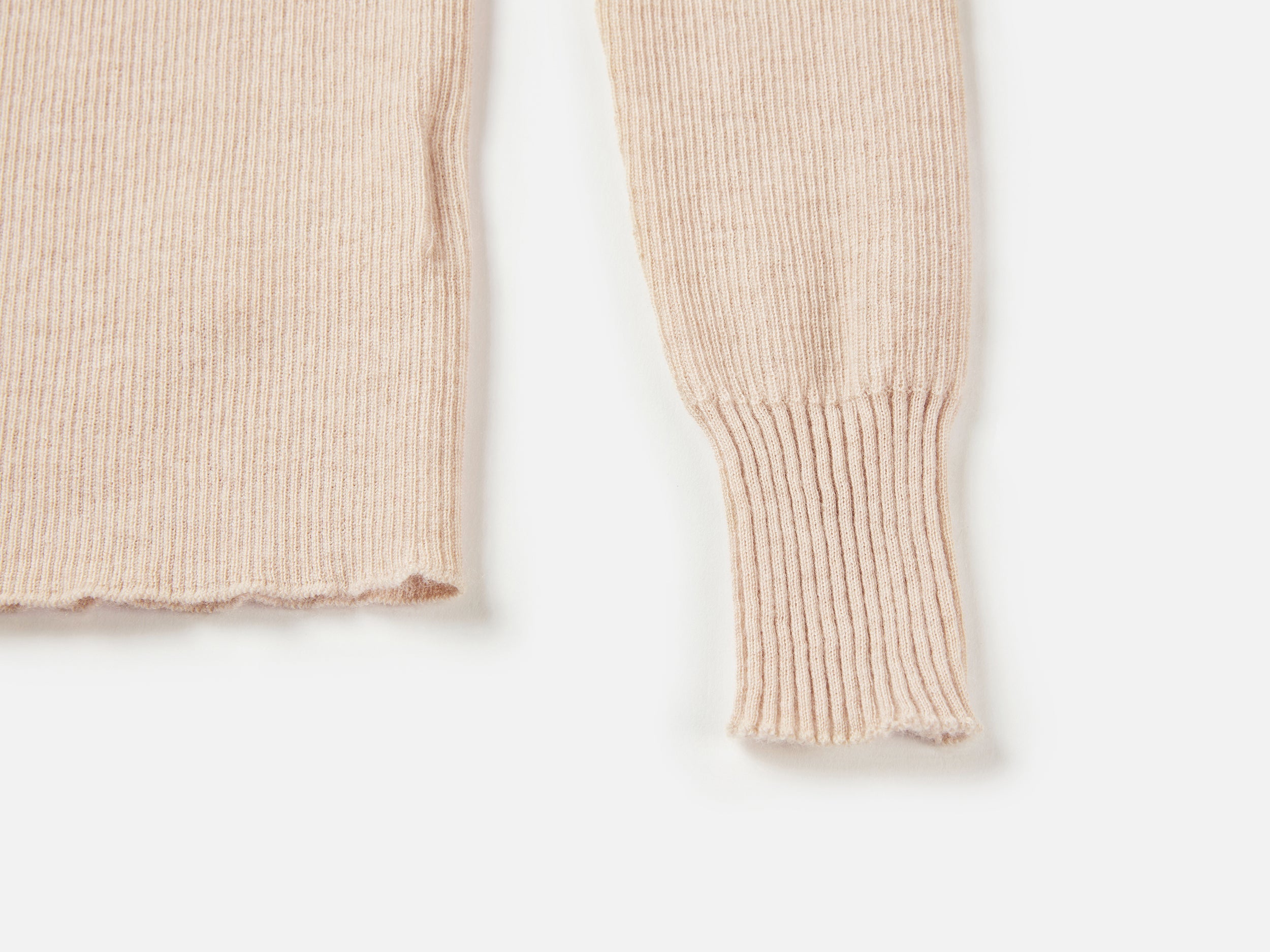 Turtleneck Cashmere Sweater | Beige