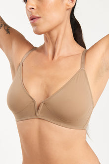 Nano Minimal V Wire Soft Cup Bra | Taupe