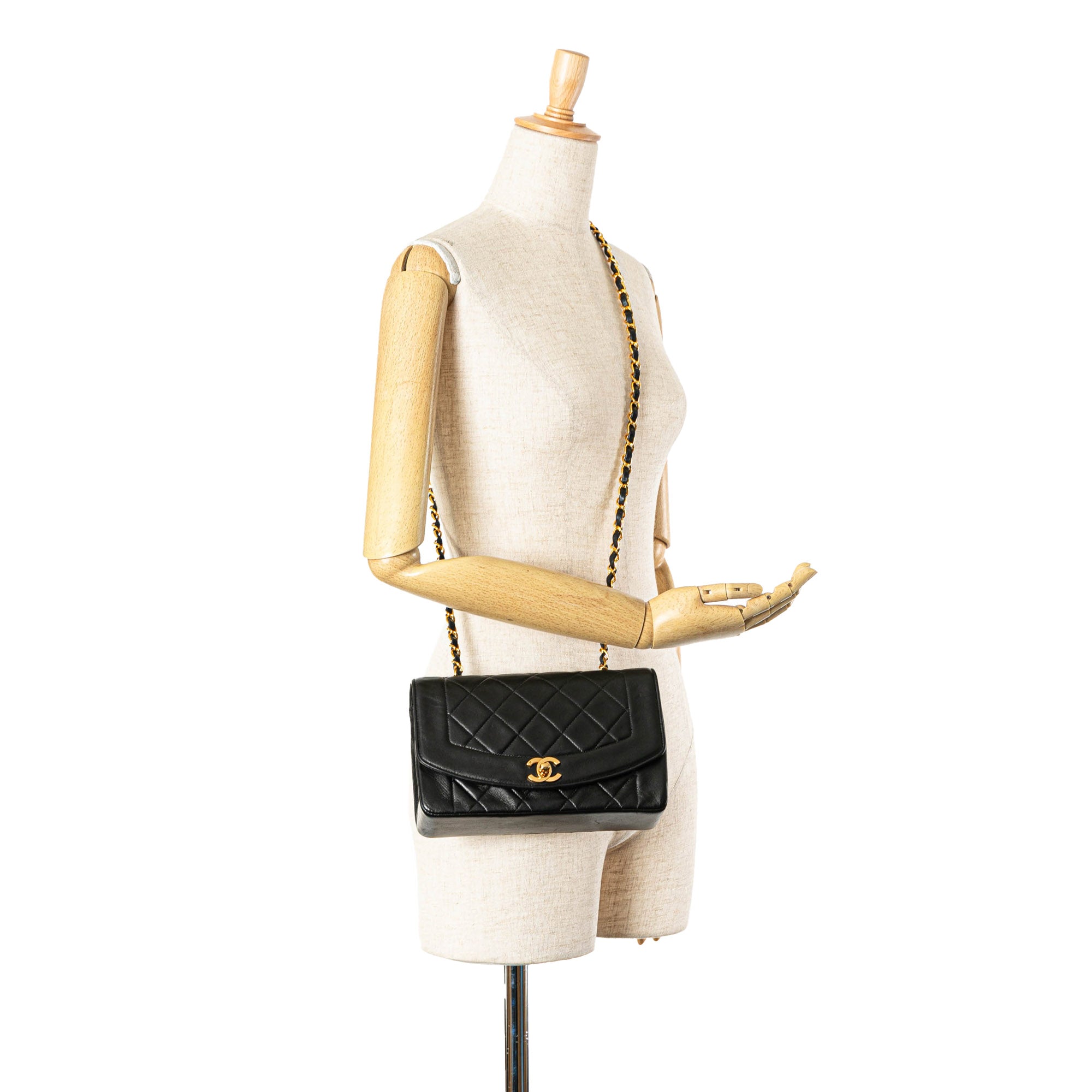 Chanel | Pre-Owned Small Lambskin Diana Flap | Black