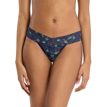 Sinature Lace Low Rise Thong & Saxx Boxer Brief | Olive You | Maritime