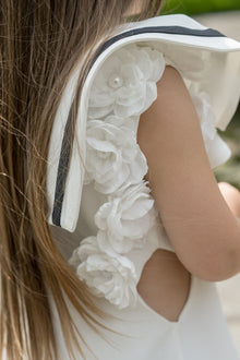 Girl | Alex Ruffle Dress with Contrast Line | White x Black