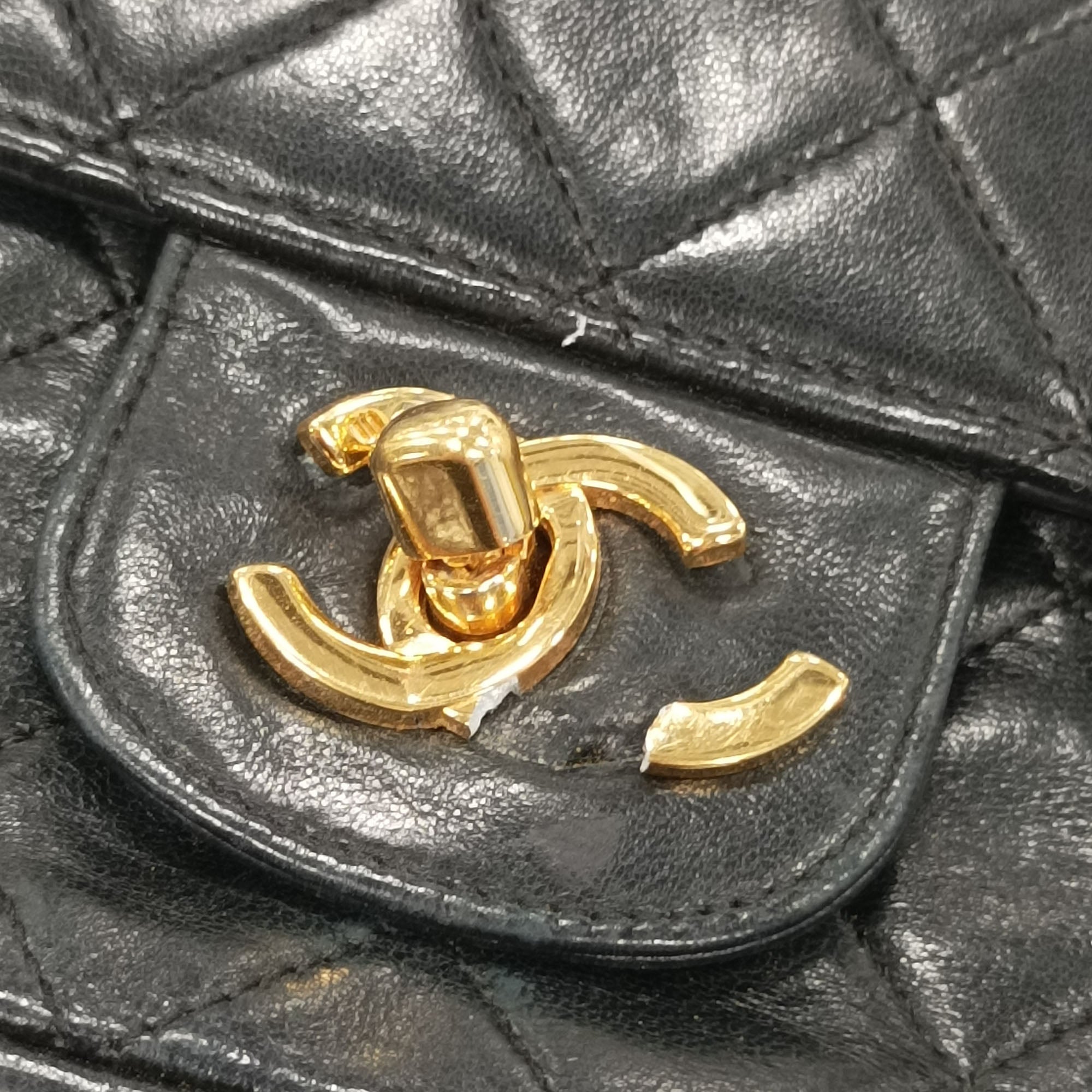 Chanel | Pre-Owned Medium Quilted Lambskin Double Flap | Black