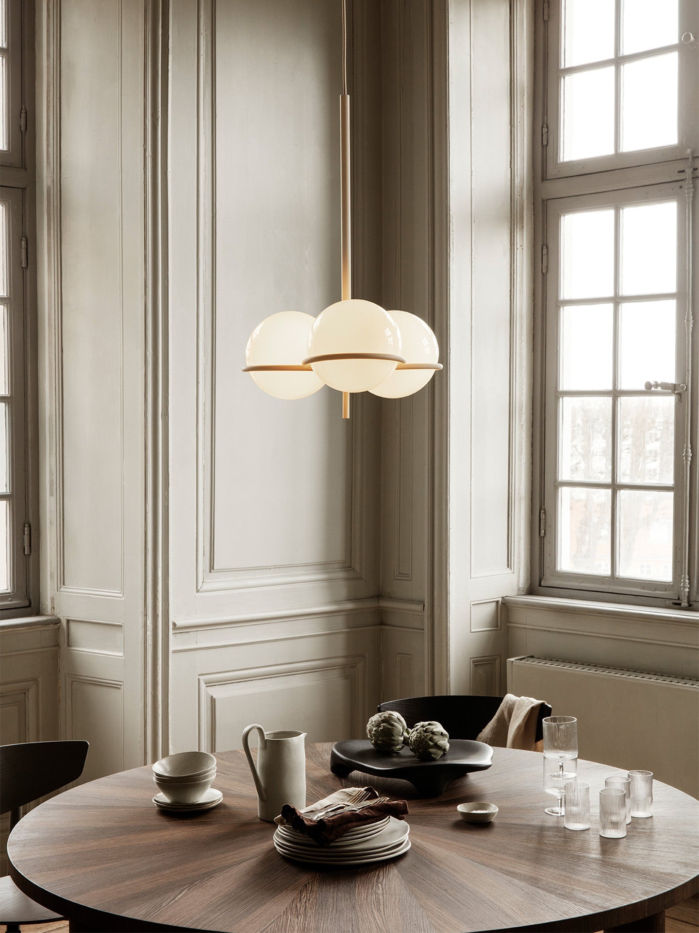 Era Chandelier | Eggshell | UL