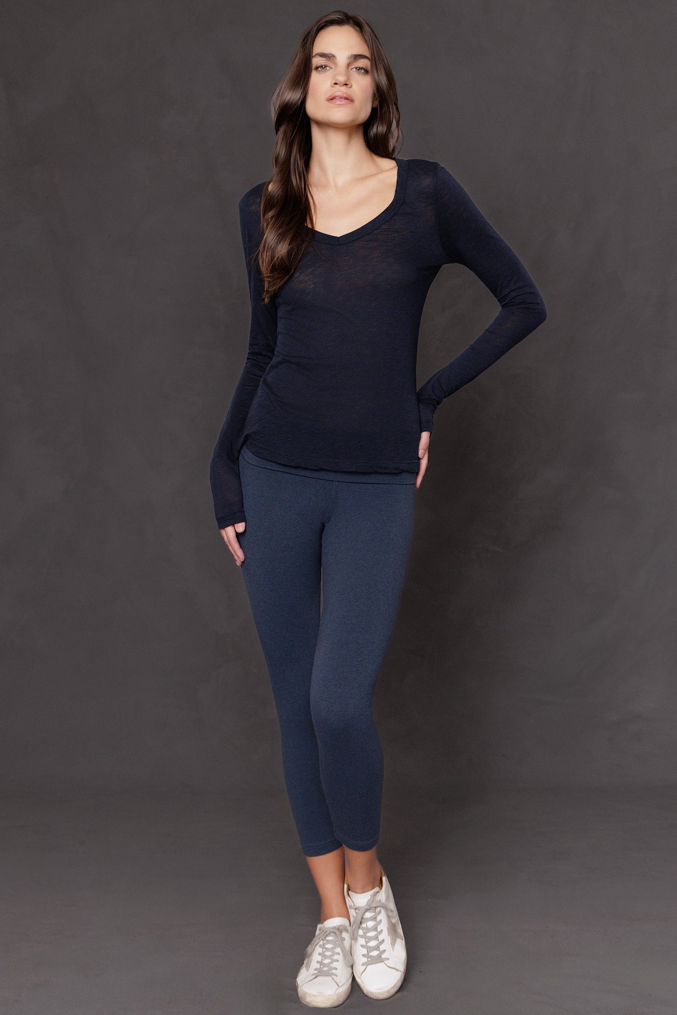 Women | Rolldown Capri Legging | Charcoal/Sailor