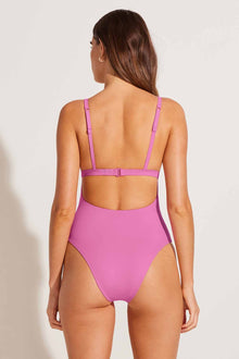 Luxe Link One Piece | Bubblegum ReLux