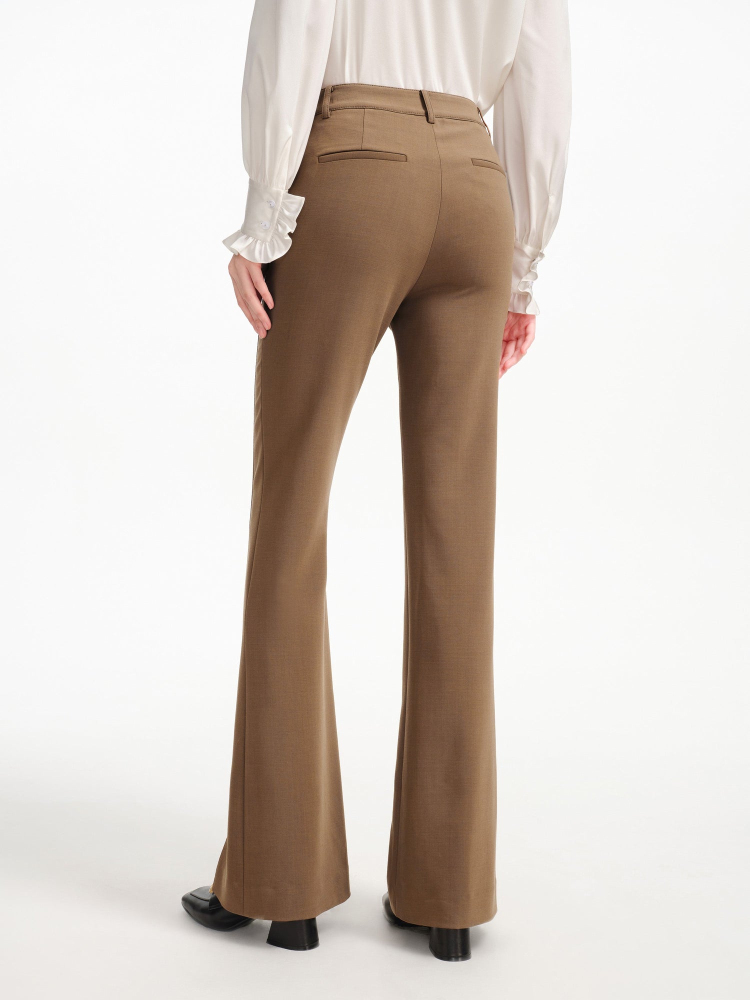 Fine Knitted Front Slits Pants | Brown