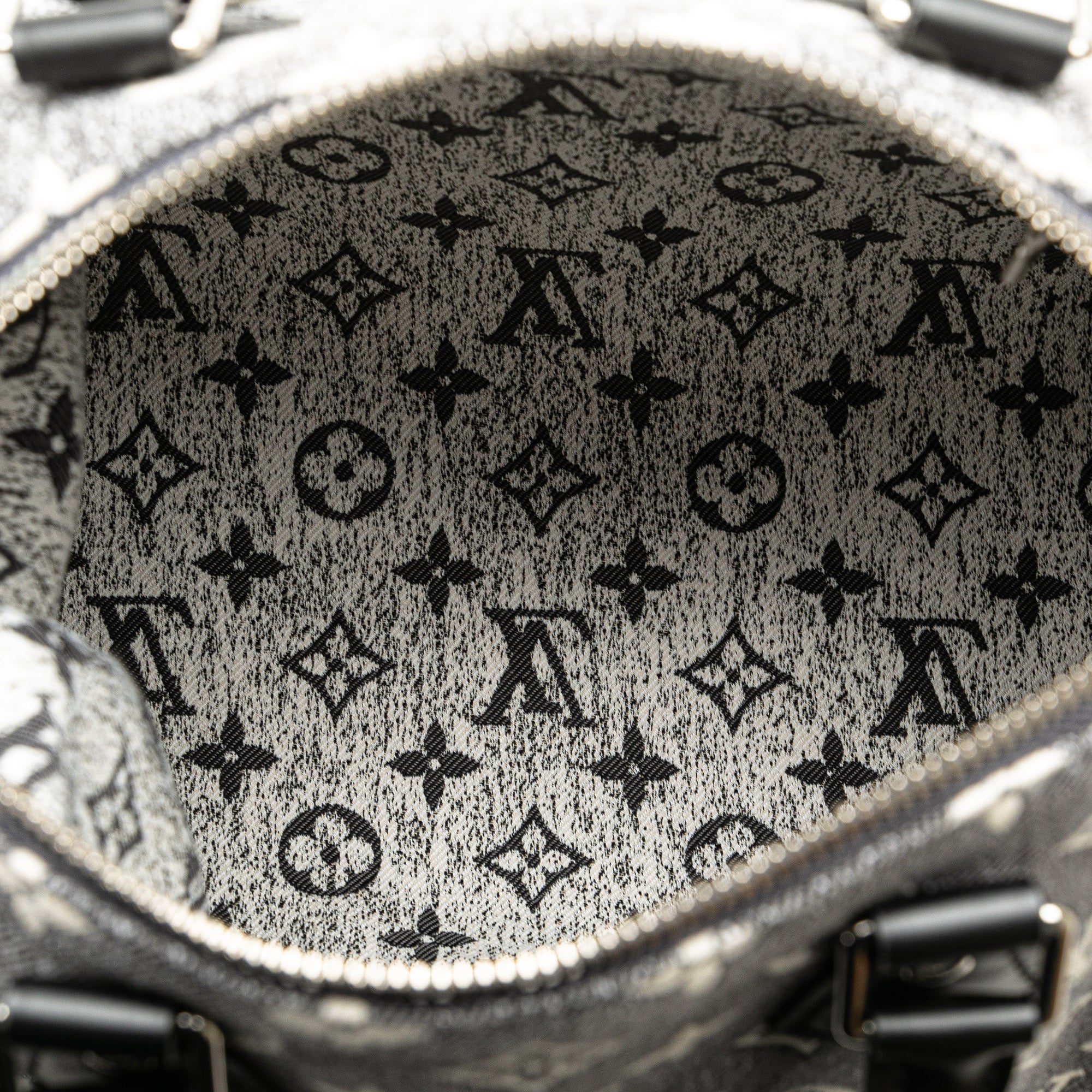 Louis Vuitton | Pre-Owned Monogram Jacquard Denim Speedy Bandouliere 25 | Gray