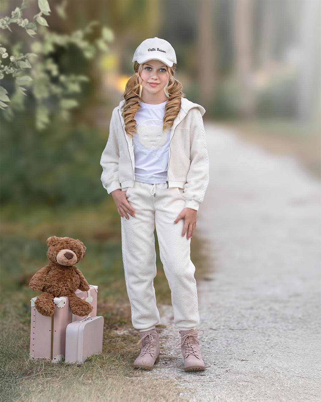 Unisex | Pima Cotton Teddy T-Shirt | White x Beige