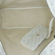 Goyard | Pre-Owned Goyardine Boheme Hobo | White