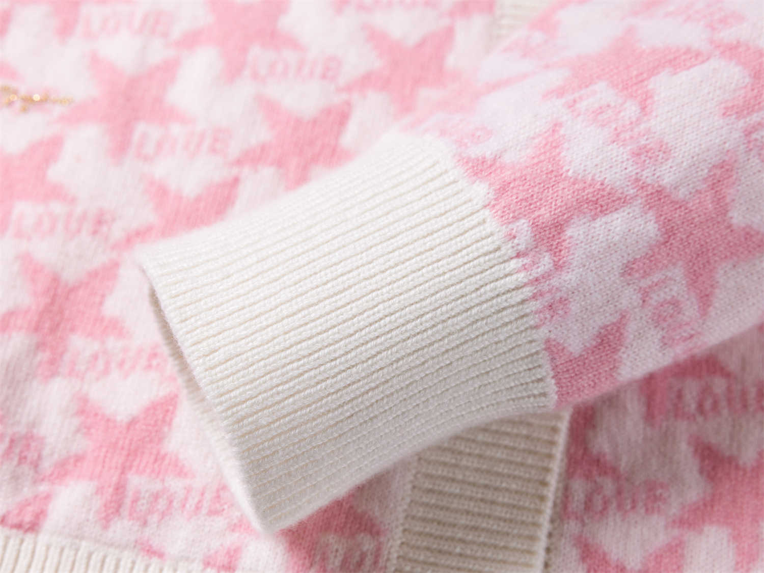 Wool Knit Cardigan | Pink