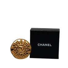 Chanel | Pre-Owned CC Brooch | Gold