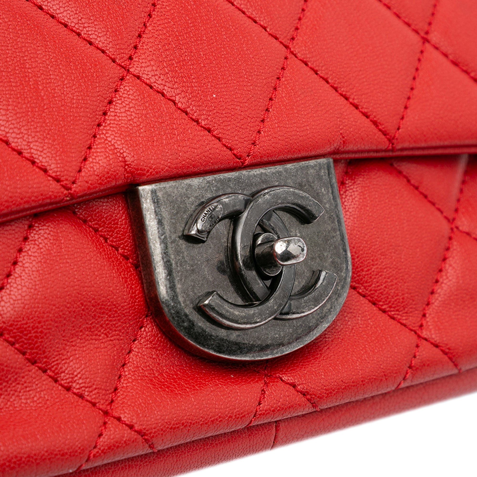 Chanel | Pre-Owned Small Quilted Goatskin Double Carry Waist Chain Flap - II | Red
