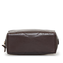 Chanel | Pre-Owned Leather Pouch | Brown