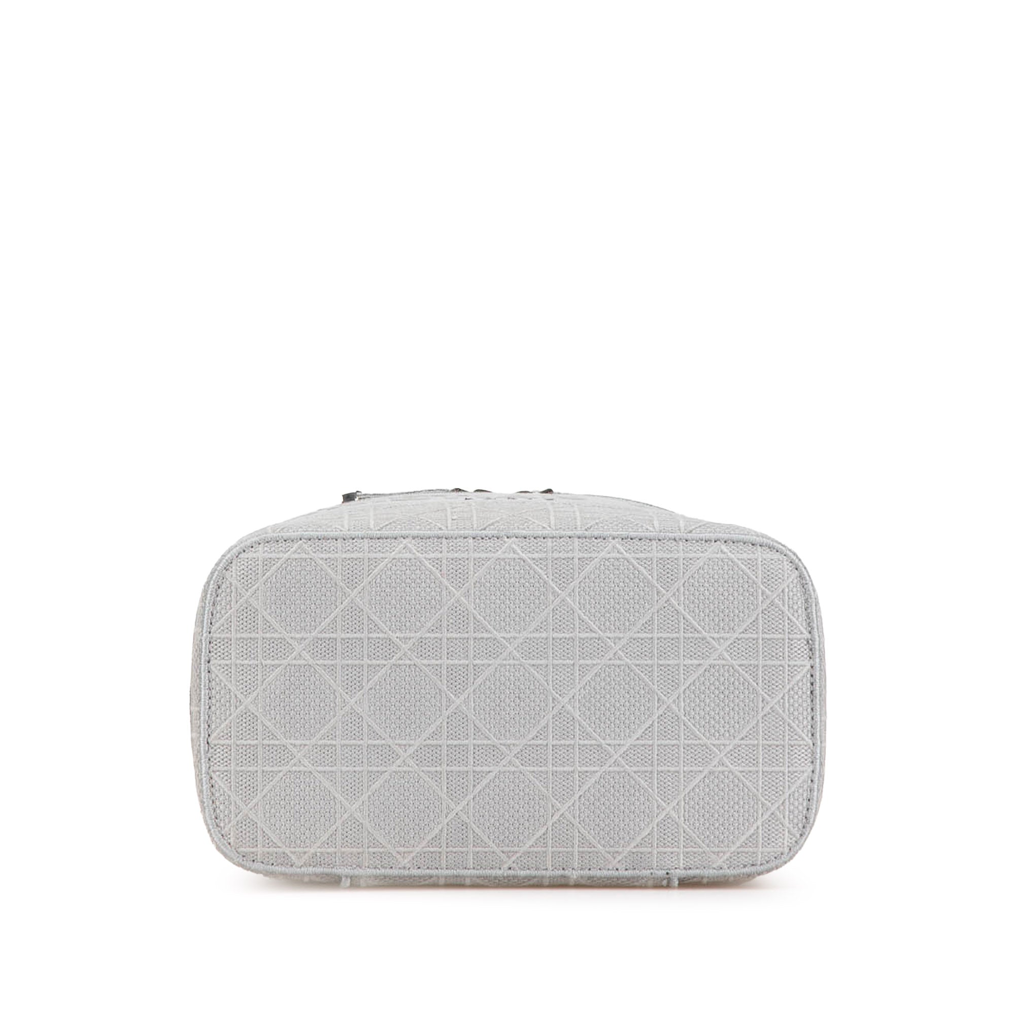 Dior | Pre-Owned Canvas Cannage Diortravel Vanity Case | Gray