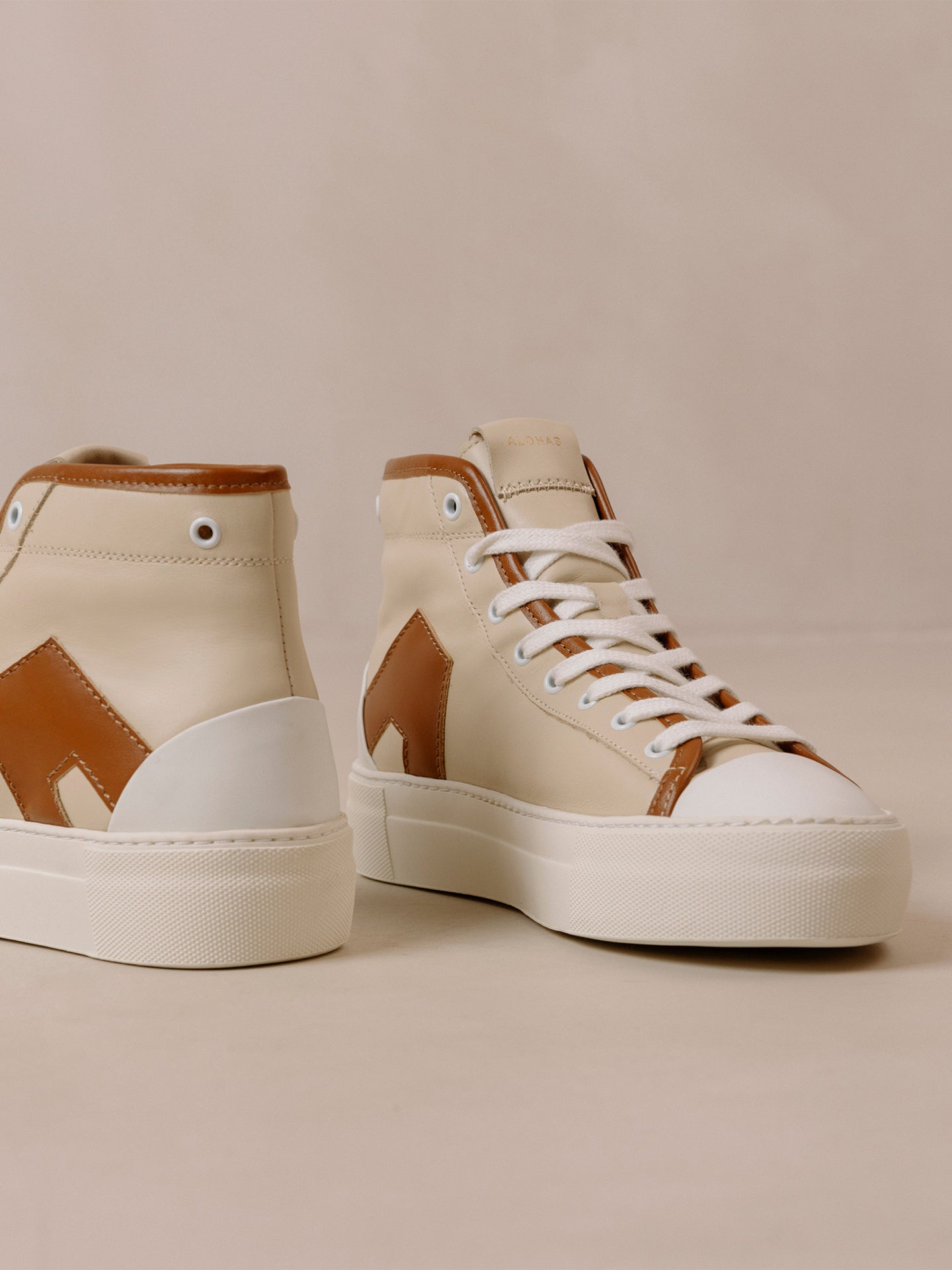 Alohas | TB.35 Sneakers | Cookie