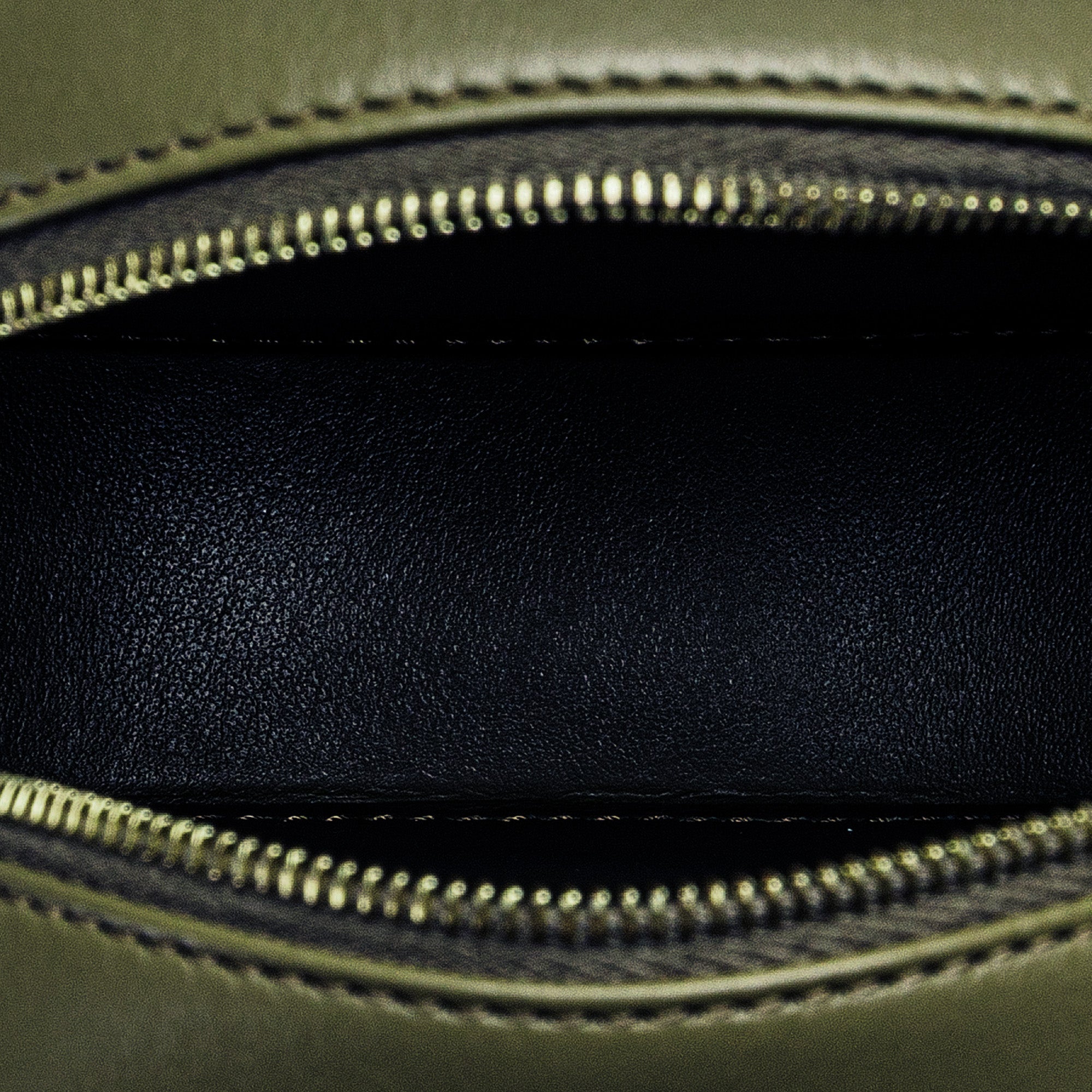 Celine | Pre-Owned Small Calfskin Cuir Triomphe Oval Crossbody | Green/Olive Green