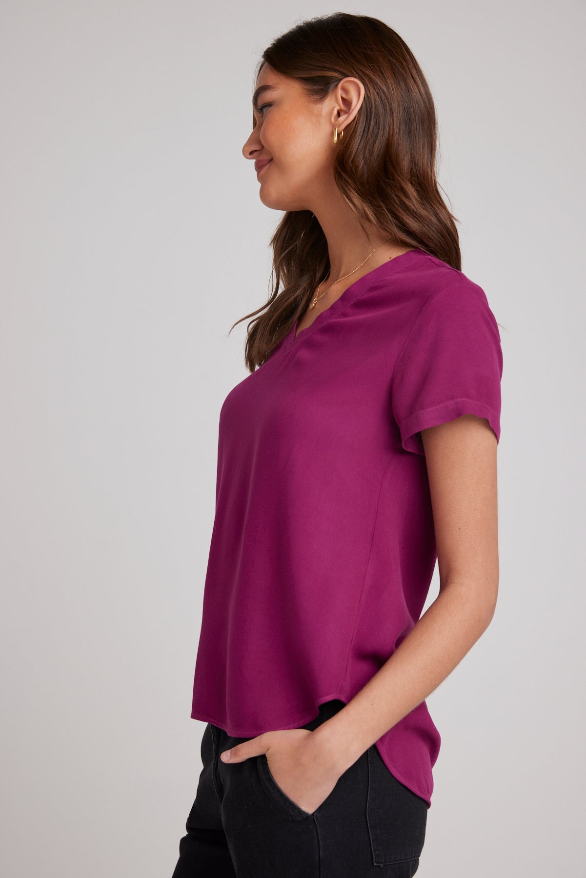 V-Neck Tee | Dark Magenta