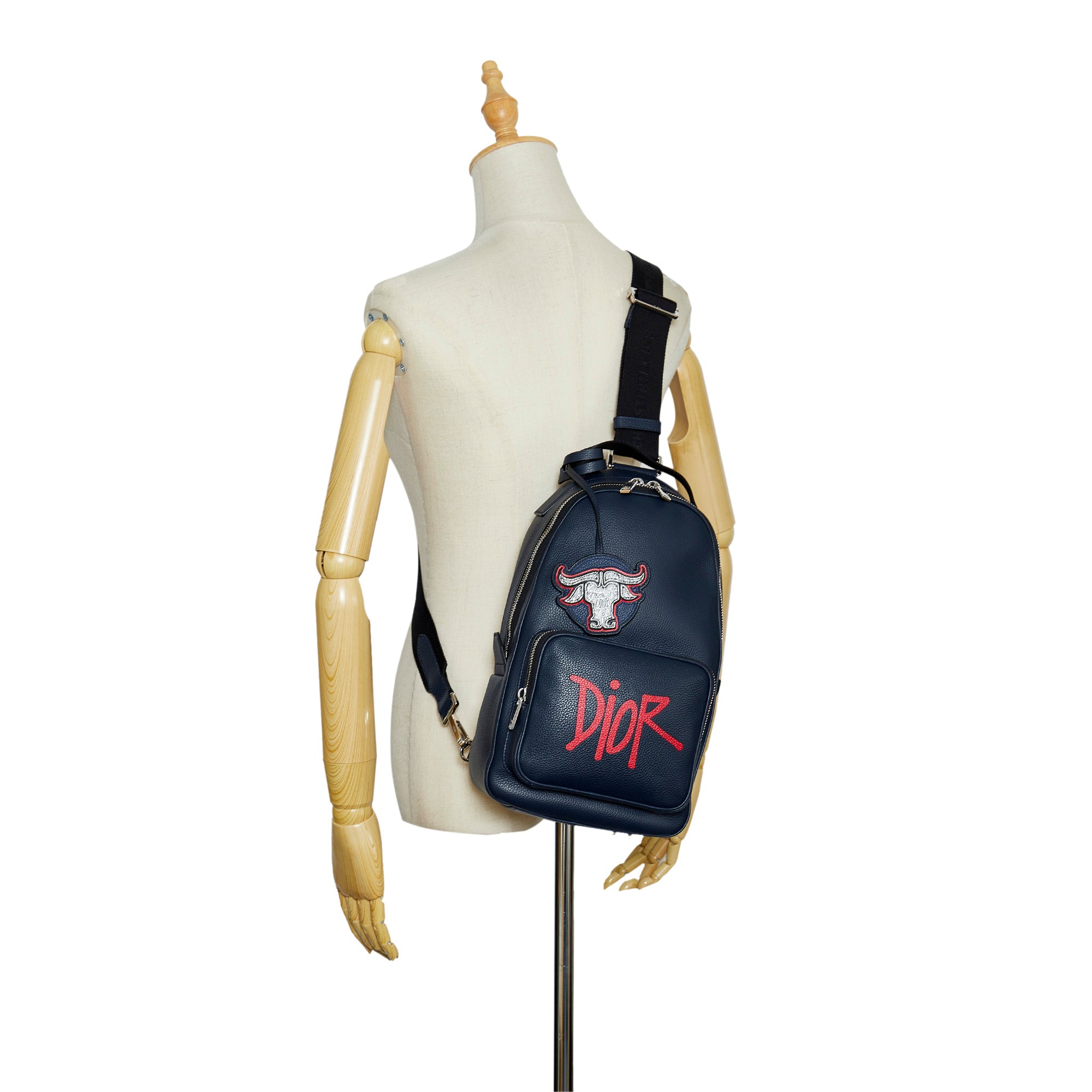 Dior | Pre-Owned Shawn Stussy Grained Calfskin Year of the Ox Sling Bag | Blue/Navy
