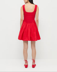 Color: Red