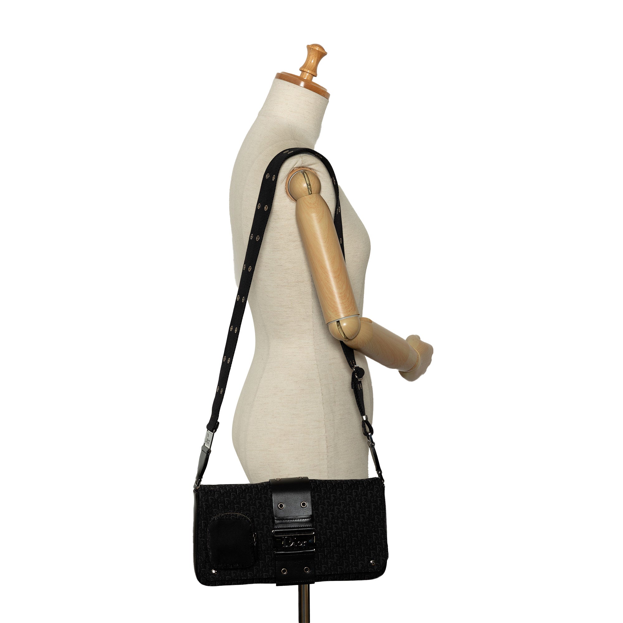 Dior | Pre-Owned Diorissimo Street Chic Crossbody Bag | Black