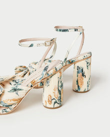 Color: Nova Floral