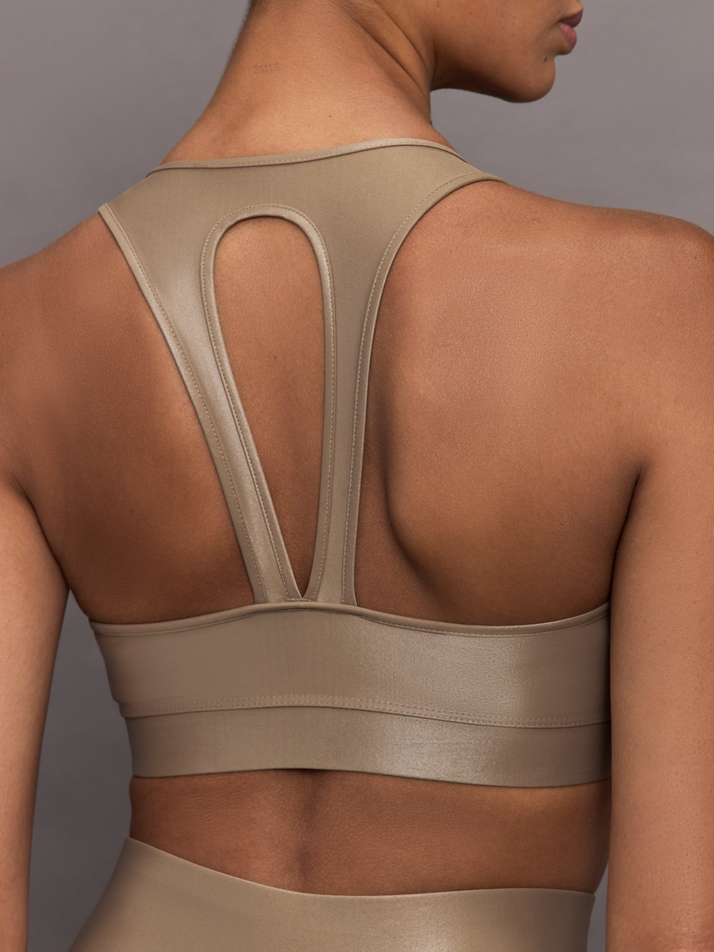 Carbon38 | Action Bra 2.0 in Takara Shine | Caribou