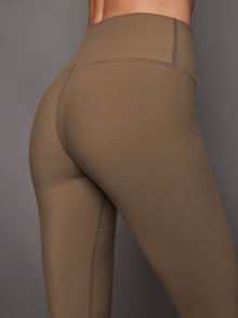 Carbon38 | High Rise Legging in Melt | Caribou