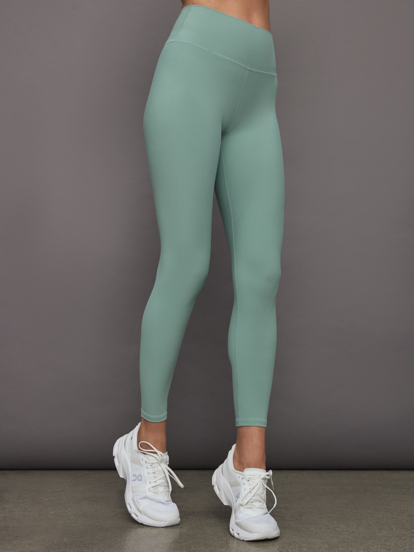 Carbon38 | High Rise Legging in Melt | Granite Green