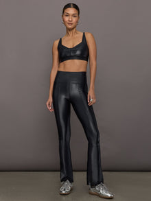 Carbon38 | Soft Sculpt Sports Bra in Takara Shine | Black