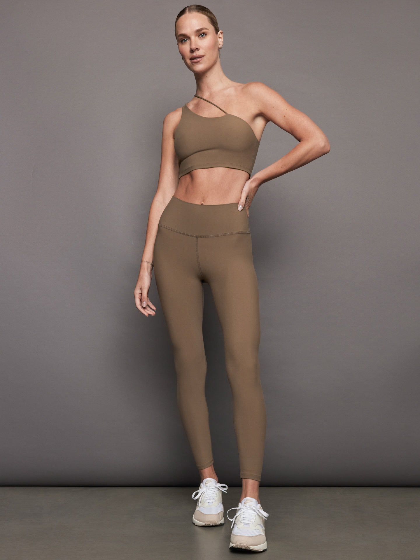 Carbon38 | One Shoulder Convertible Bra Top in Melt | Caribou